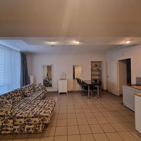 Camellia Studio Apartment & Parking Riga Luaran gambar